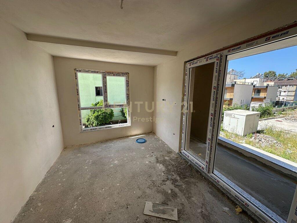 DUPLEX + PARKING SPACE FOR SALE LOCATED IN GOLEM!