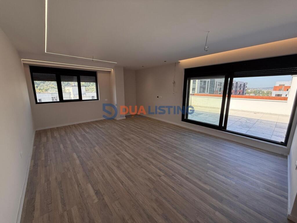 SHESIM APARTAMENT 3+1 ME VERANDE TEK KOMPLEKSI URBAN GATE NE ASTIR