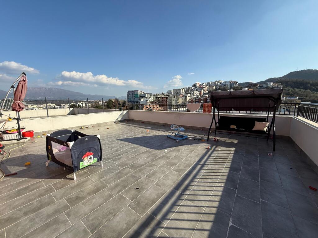 Apartment 2+1+veranda for rent, near Kodra e Diellit