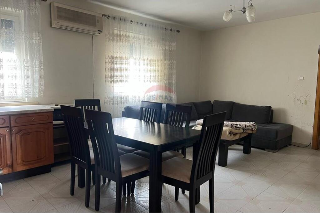 APARTMENT 2+1 FOR SALE ON BARDHYL STREET!