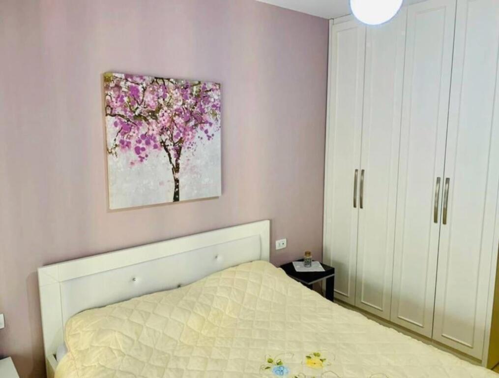 Appartamento 1+1+1 con Balcone in Affitto