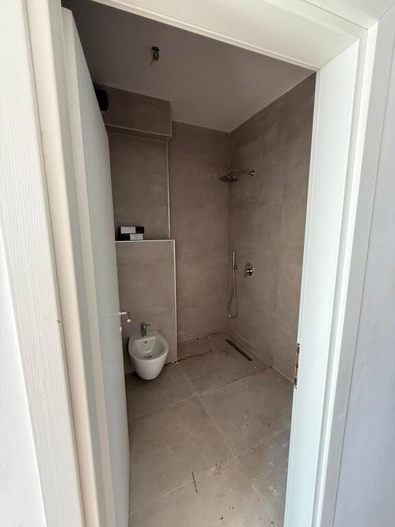 🏢 Office 2+1 for Rent – New Boulevard, Jordan Misja