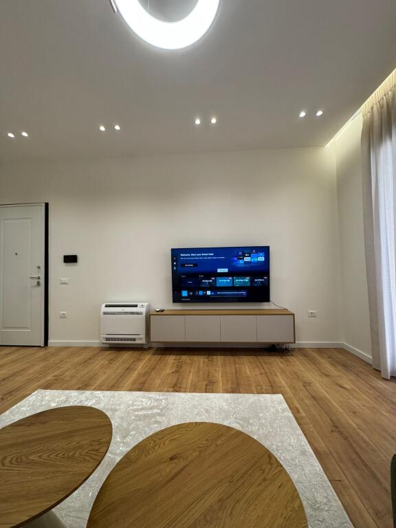 🏡 Appartamento 2+1+2 in Affitto al Complesso Delijorgji, Via Kavaja 📍