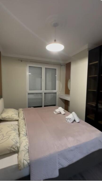 Apartament 2+1+2 me Qira - Xhamia e Selitës, Tiranë