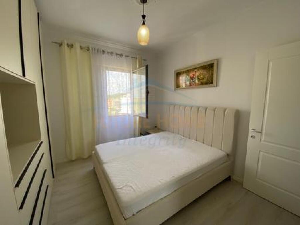 For sale, Apartment 2+1+2, Fresku, Tirana.
