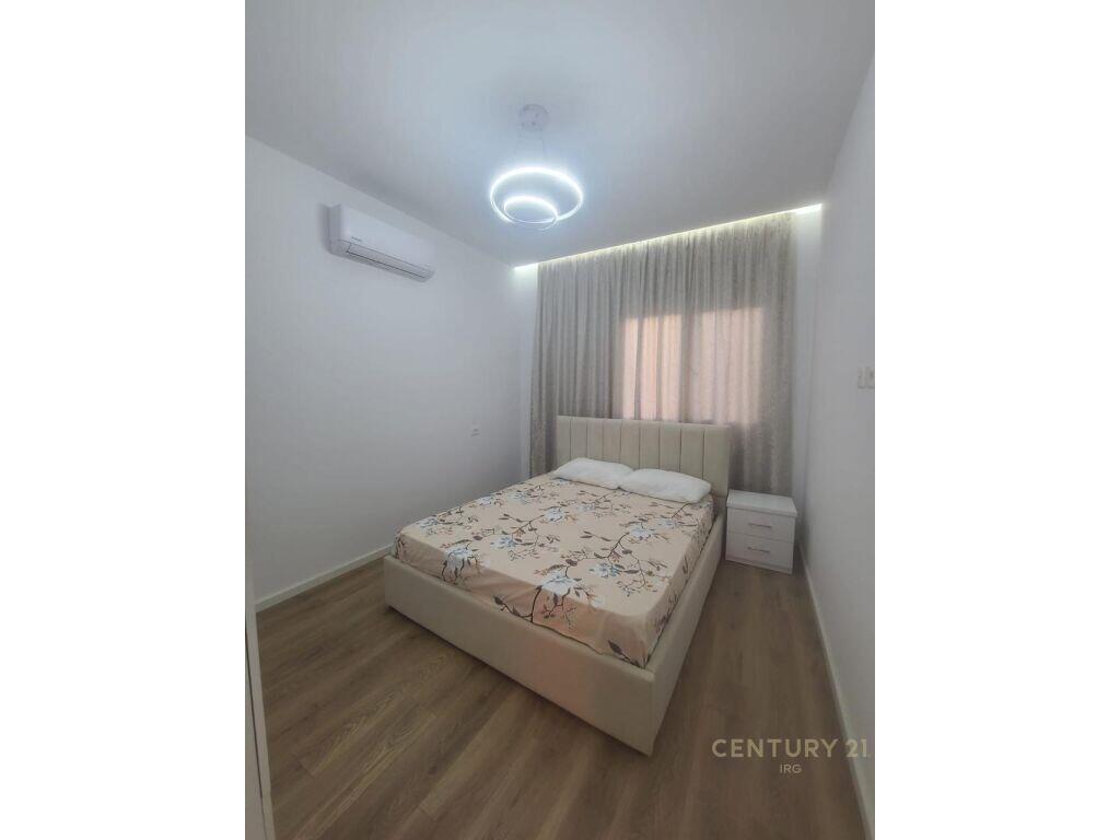 Rent, Private House, Villas Street, Lunder, Tirana.