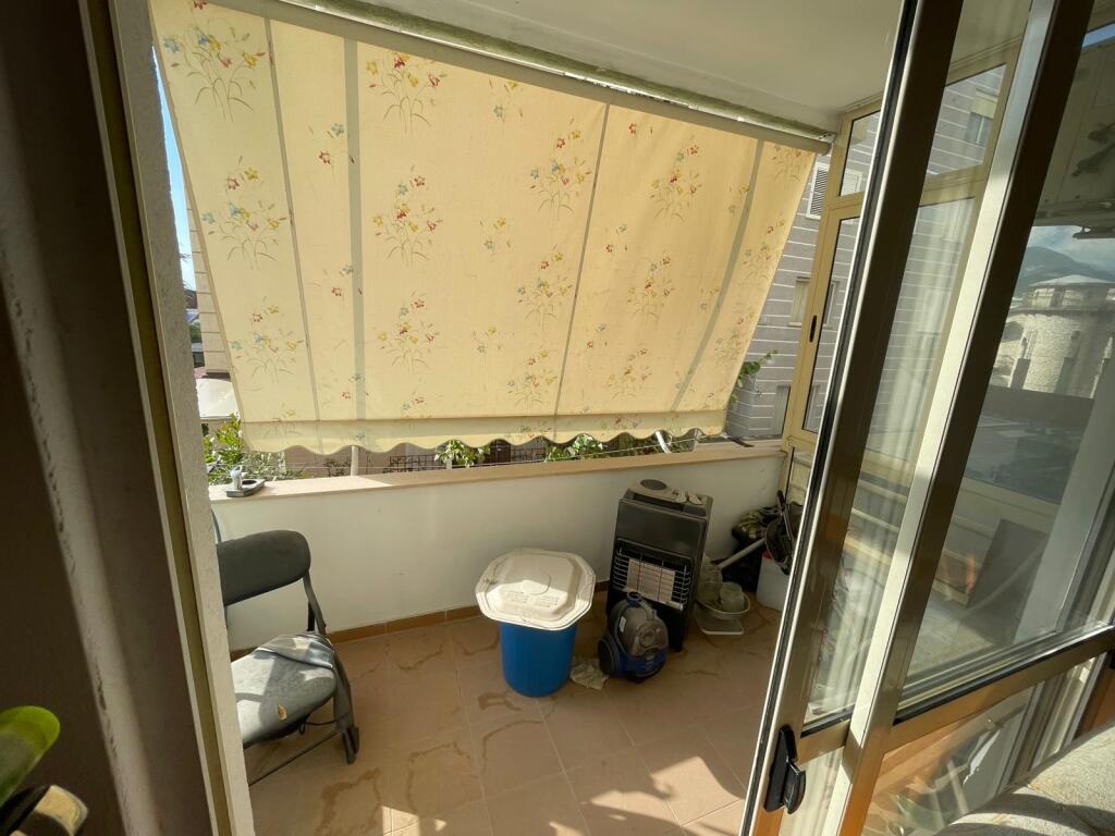 *Apartament  2+1 me Qira ne Fresk*