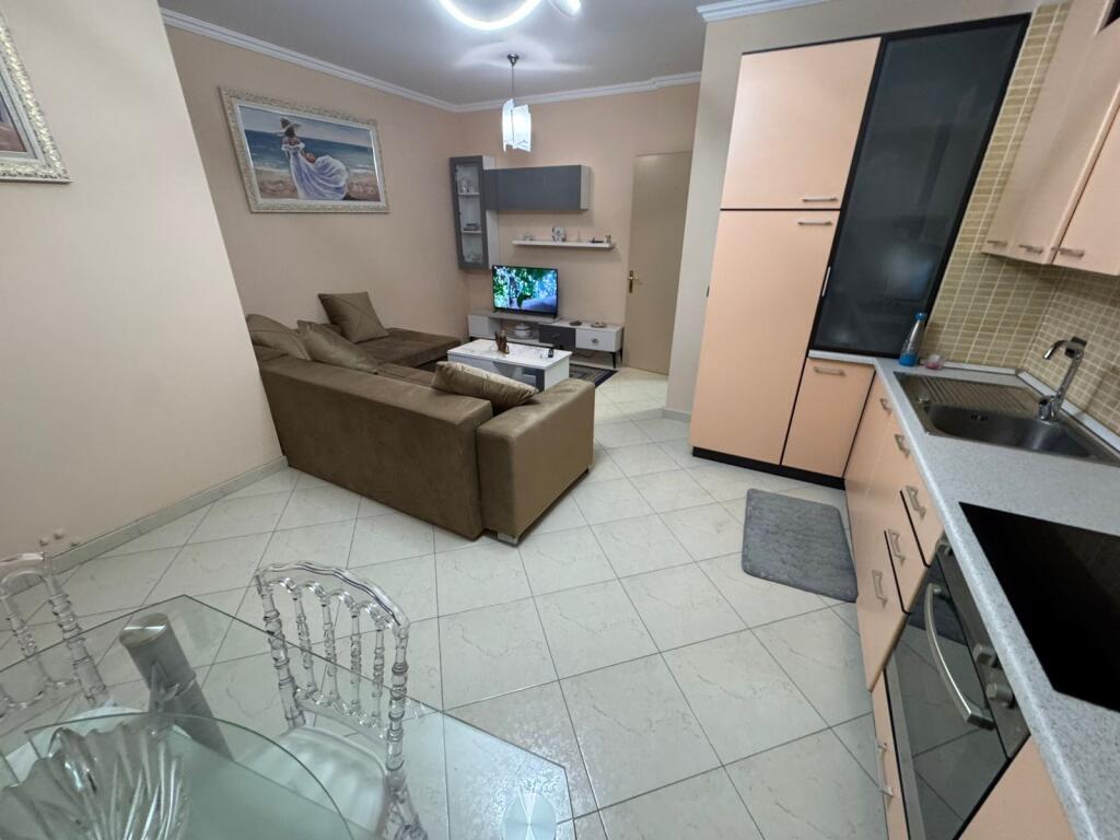 Apartment for rent 1+1 Near 9 floors, center