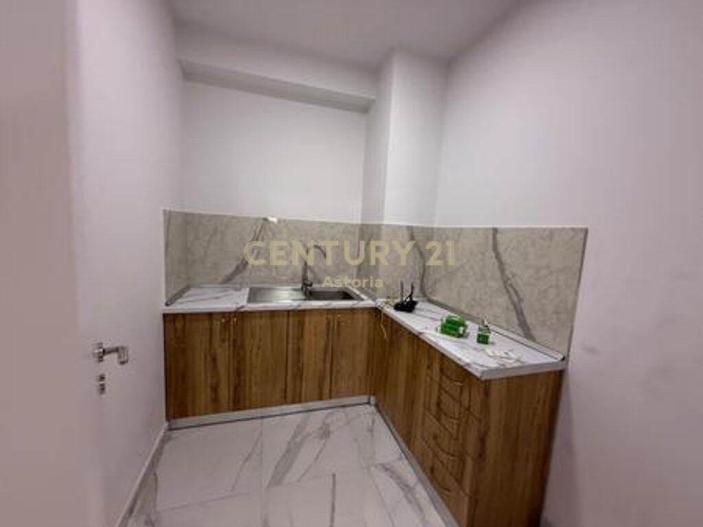 AMBIENTE PER UFFICI 2+1+2 "FUTURE HOME RESIDENCE", ASTIR