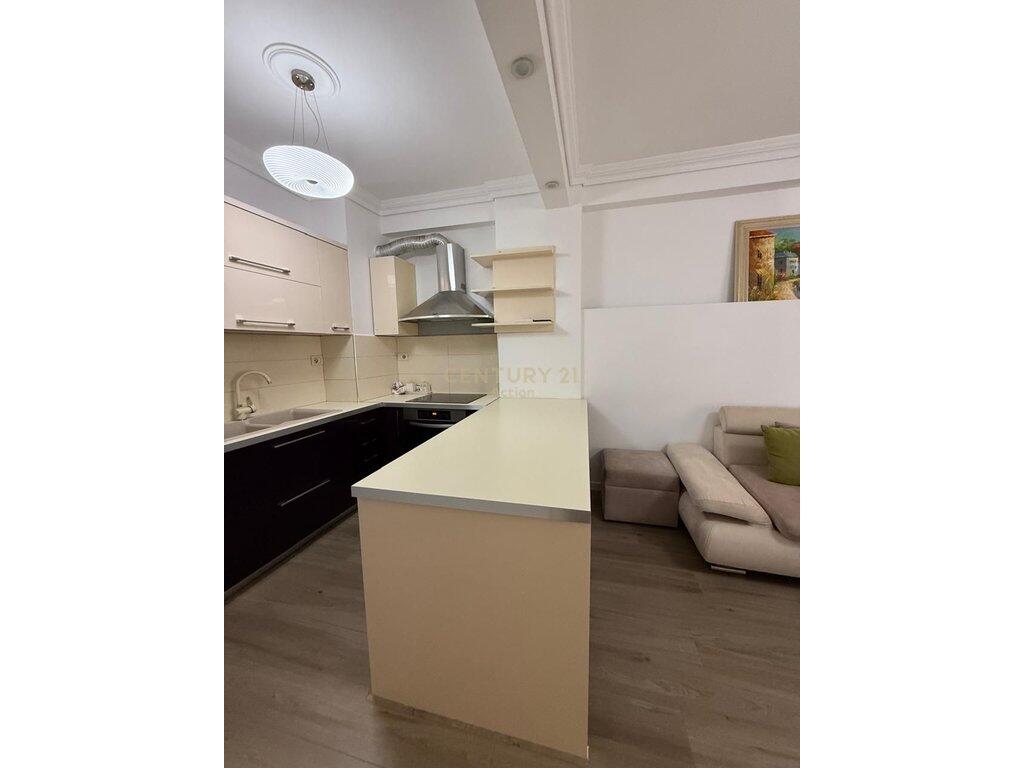 FOR RENT APARTMENT 1+1+GARAGE ! 650 € /Month