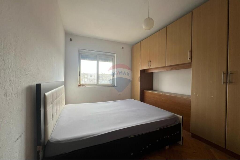 APARTMENT 2+1 FOR SALE ON BARDHYL STREET!