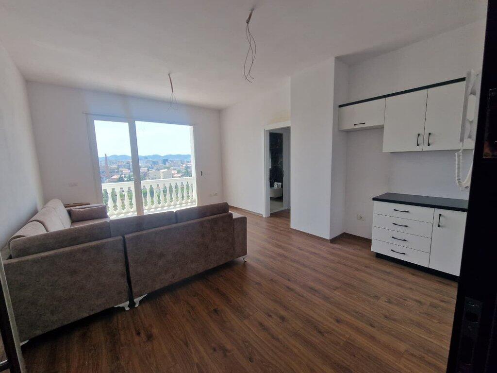 Paskuqan, Apartment 2+1+2 for rent!