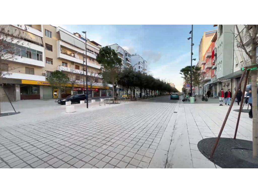 Apartment 2+1+2 for rent at Bulevardi Zogu I 750 € /Month