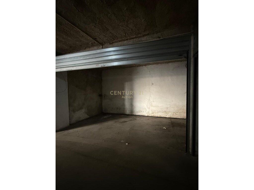 FOR RENT APARTMENT 1+1+GARAGE ! 650 € /Month