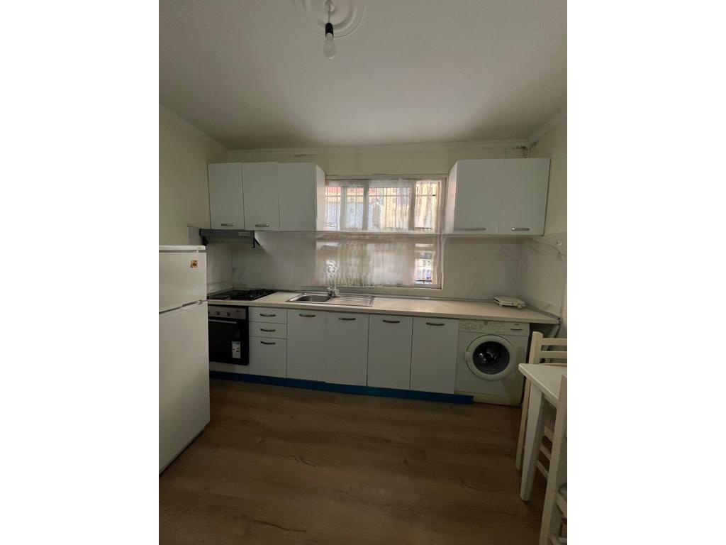 PEDIATRIA, JAPIM ME QIRA APARTAMENT 2+1 450 € /Muaj