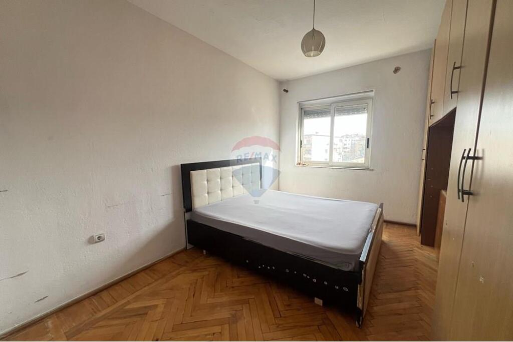 APARTMENT 2+1 FOR SALE ON BARDHYL STREET!