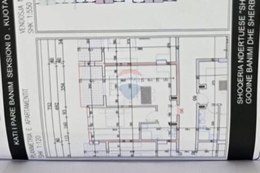 Shitet apartament 1+1 te Liqeni i Paskuqanit.