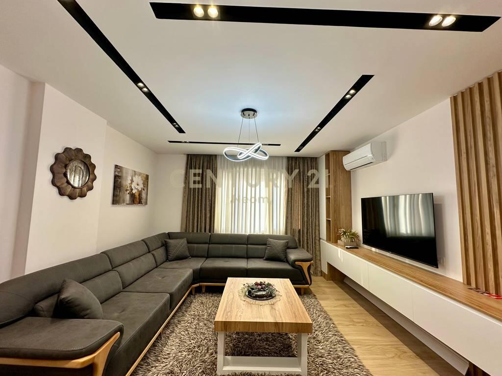 RENT, APARTMENT 1+1 + PARKING SPACE!
