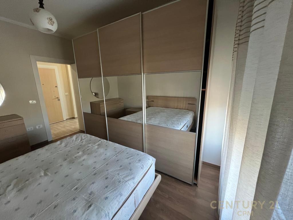 APARTAMENT PER QIRA TEK KOMUNA E PARISIT!