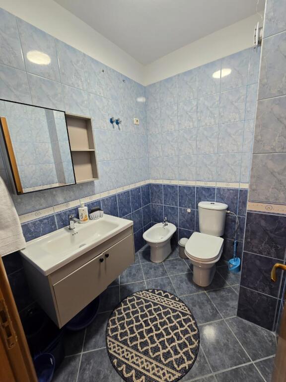 Appartamento 2+1+2 bagni a 5 Maji