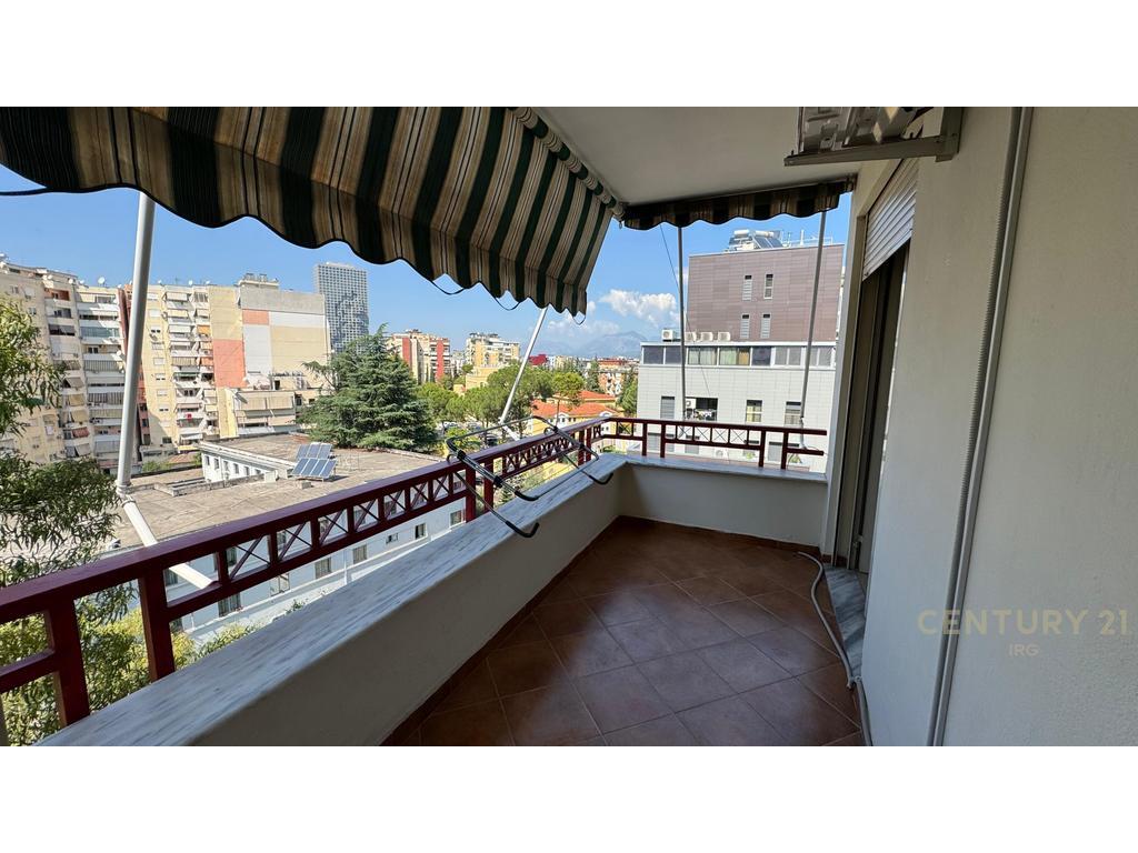 Jepet me qira apartament 3+1+2 te Rruga e Elbasanit, Tiranë