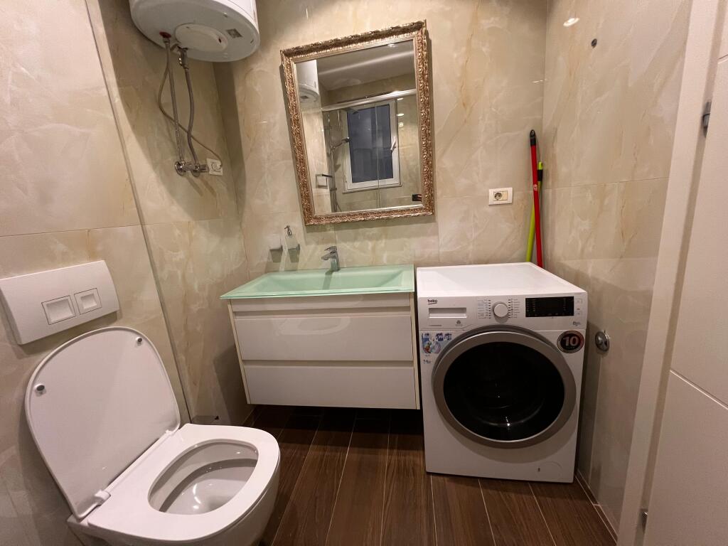 Apartment 2+1 for rent near the prestigious complex near the Train station