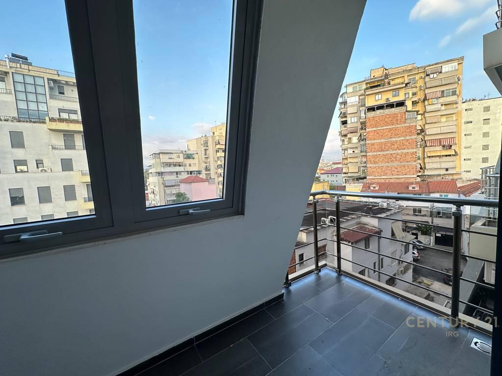 Appartamento 2+1+2+ Posto Auto in Via Bogdaneve!
