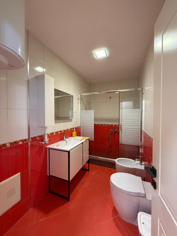 Appartamento 1+1 in vendita a Xhamllik presso la Residenza "Colombo 2".