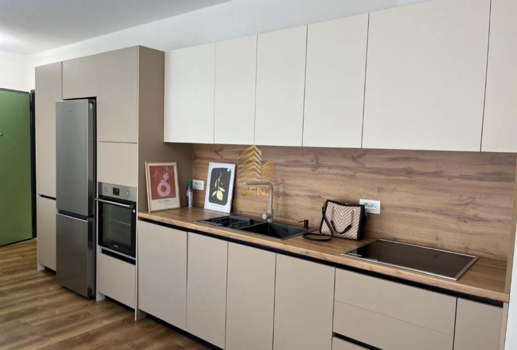 Qira, Apartament 1+1+blk, Pazari i Ri, 650 Euro/muaj
