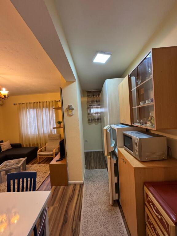 Studio apartment for sale 87,000 euros Ndre MJeda Street