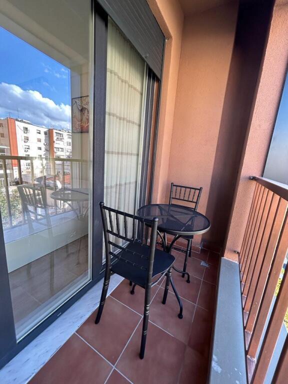 🏙️ Appartamento moderno 2+1 in affitto – Pazari i Ri