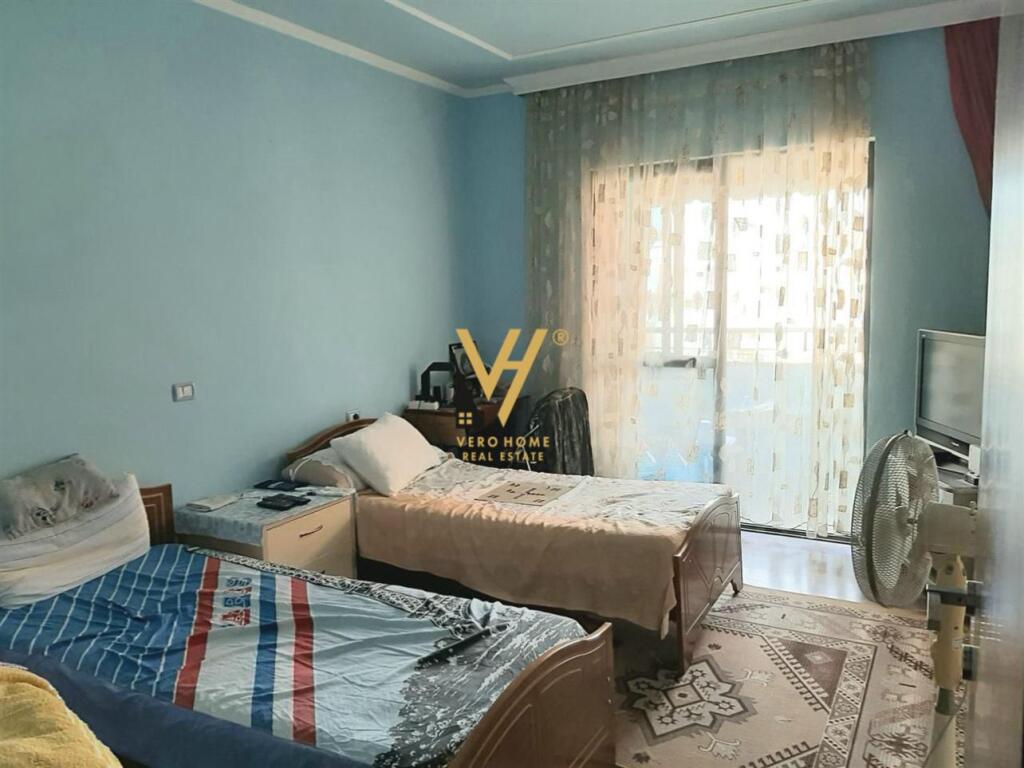 JEPET APARTAMENT 2+1+BLK ME QIRA TEK QENDRA KRISTAL, KOMUNA E PARISIT 650 EURO