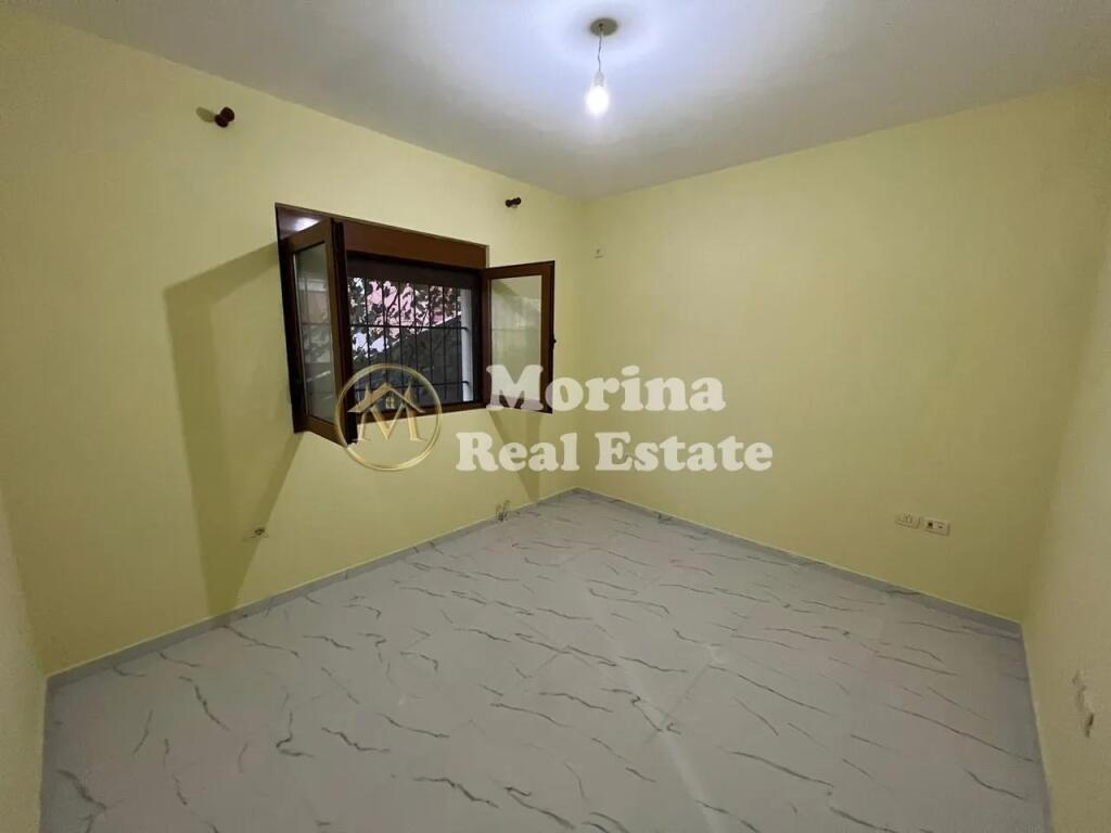 Villa privata su 2 piani in affitto, “Ali Demi” 1500Euro/Mese