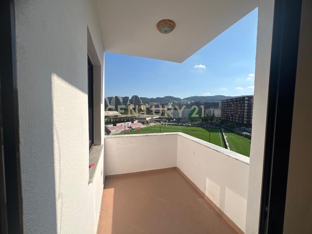 RRUGA E KOSOVARËVE, APARTAMENT 2+1+2 PËR QIRA! - 700 € /Muaj
