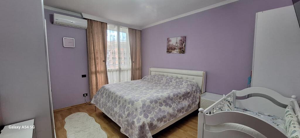 VENDESI APPARTAMENTO 2+1 COMUNE DI PARIGI 240.000 EURO