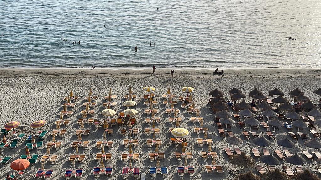 🌊 Apartment 1+1 for Rent – Kavaja Rock (near Adriatik 2)