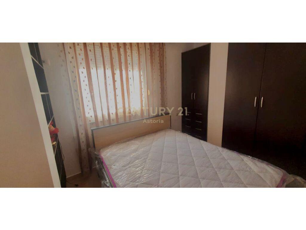 JEPET ME QIRA 1+1 APARTAMENT TE KOPSHTI BOTANIK, KODRA DIELLIT