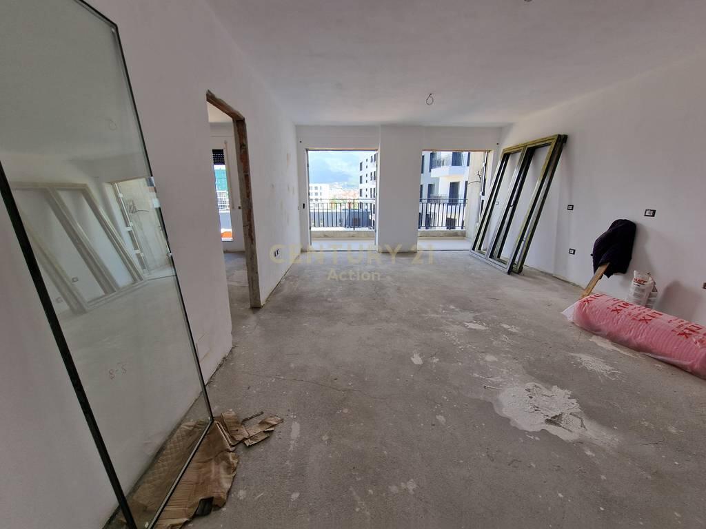 NUOVO BOULEVARD, IN VENDITA APPARTAMENTO 3+1+2 NEL COMPLESSO NDREGJONI! 204.000 €