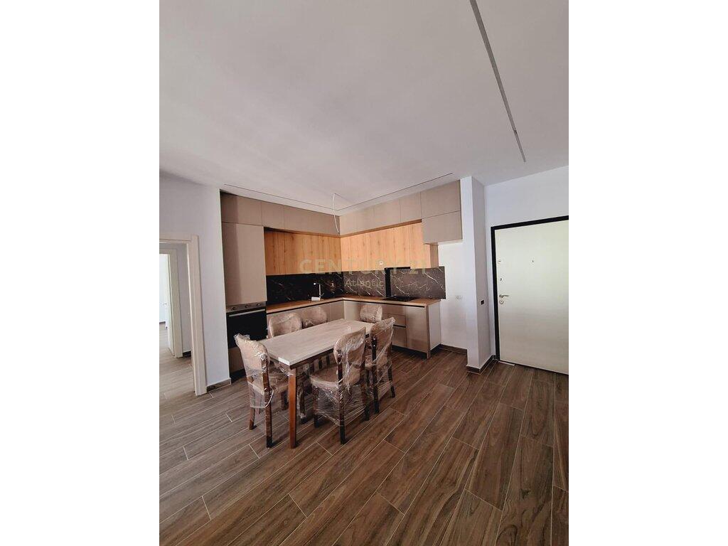Apartment 2+1 For Rent in Kamez Center, Tirana - 800€ | 128 m²