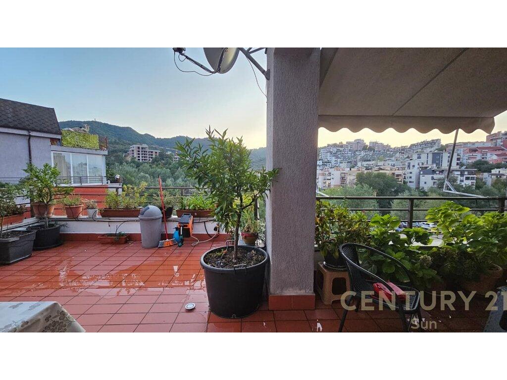 APARTAMENT 2+1+2 ME QIRA NE LIQENIN E THATE