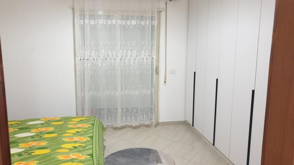 AFFITTASI 2+1+1 FRESKU  45.000 LEKE