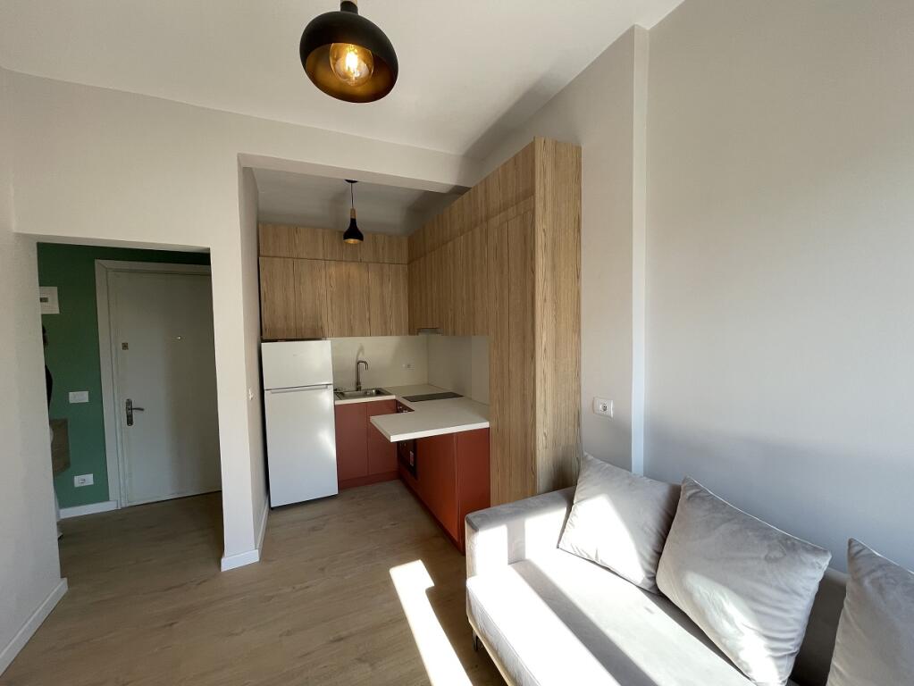 Jepet me QIRA apartament 1+1 tek Rruga e Durrësit (Ish Ambasada Jugosllave)