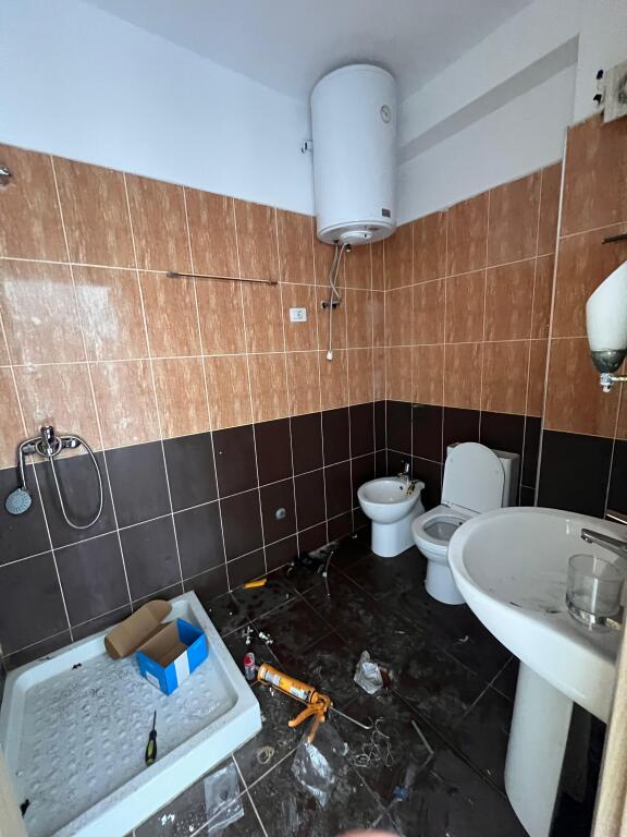 🏡Shitet Apartament 2+1+2Tualete+2Ballkone | 📍Astir - tek Bohemi i Madh