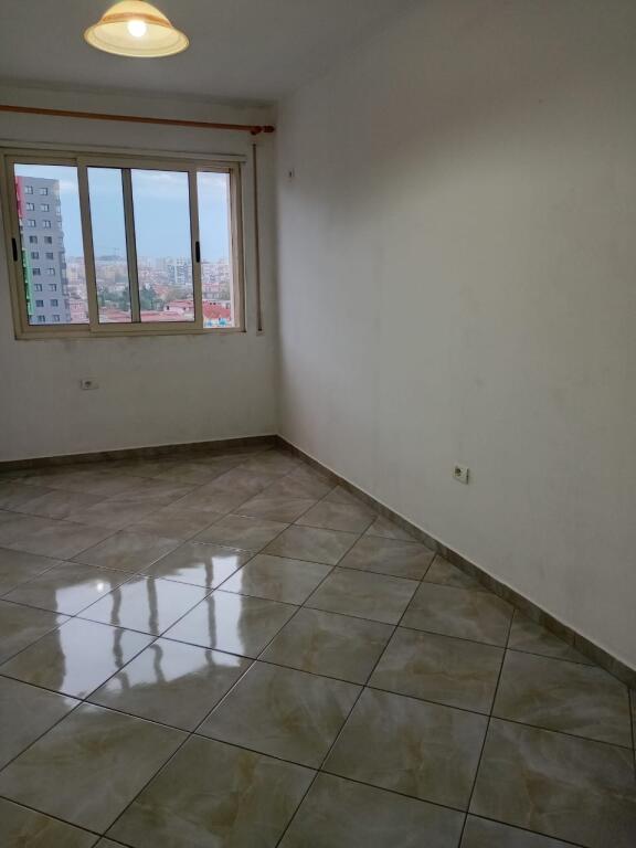 Astir 2+1 empty