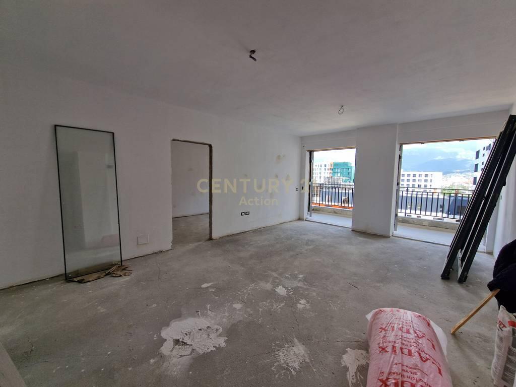 NUOVO BOULEVARD, IN VENDITA APPARTAMENTO 3+1+2 NEL COMPLESSO NDREGJONI! 204.000 €
