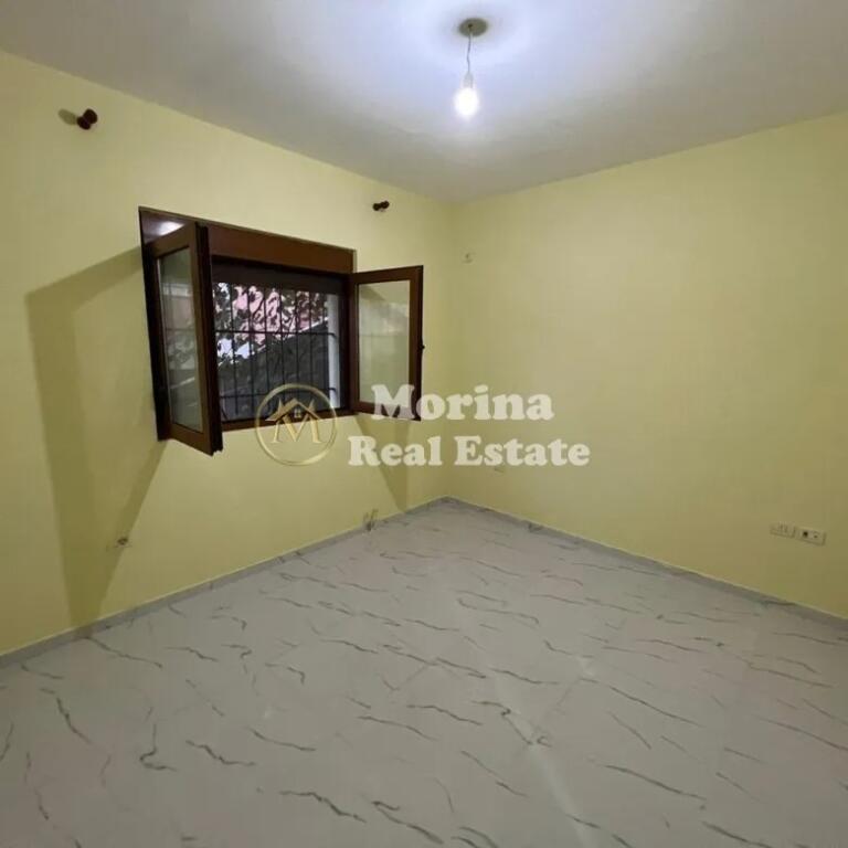 Villa privata su 2 piani in affitto, “Ali Demi” 1500Euro/Mese