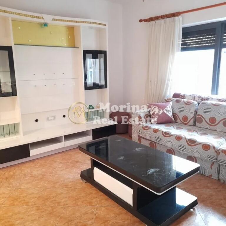 Affitto, Appartamento 1+1, in Via Ferit Xhajko, 400 Euro/Mese