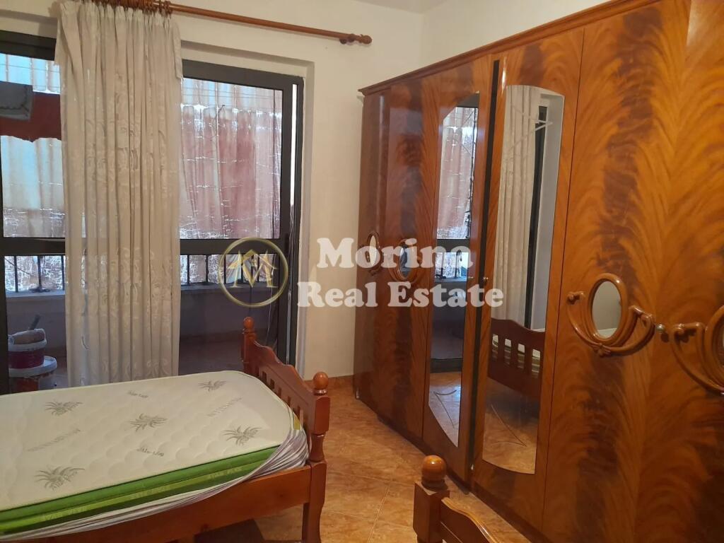 Affitto, Appartamento 1+1, in Via Ferit Xhajko, 400 Euro/Mese
