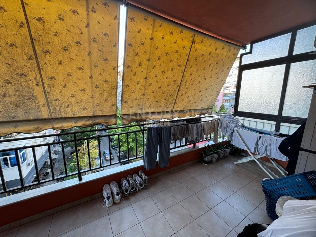 JEPET ME QIRA APARTAMENT 2+1+2 NE YZBERISHT 500 € /Muaj