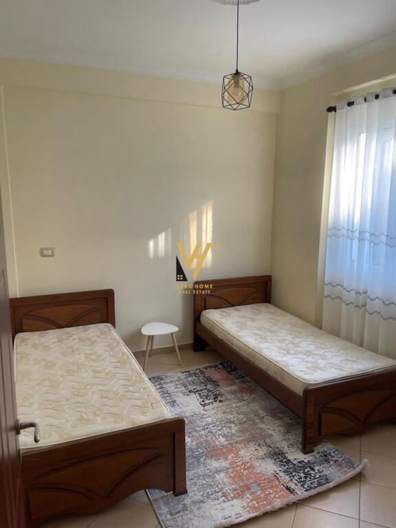 SI AFFITTA INGRESSO 2+1 UNA VILLA IN ASTIR 45.000 LEKE